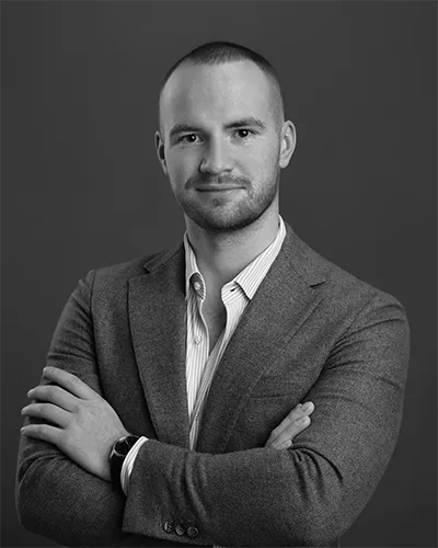 Philipp Koronowski 2 Philipp Koronowski - Chief Sales Officer