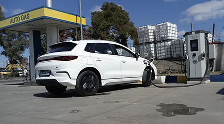 VEGA CHARGING 47 Gega OIL Ura Dajlanit